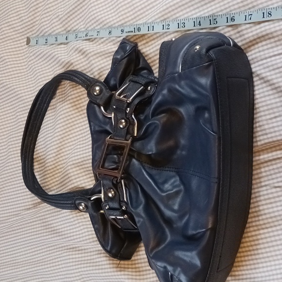 Wilson's Leather Handbag - Picture 6 of 7